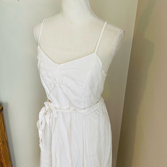 GAP White Linen Smocked Back Dress - Picture 2 of 5